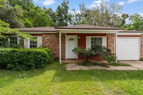2090 Little River Ln, Tallahassee, FL 32311