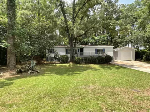 2104 Plantation Forest Dr, Tallahassee, FL 32312