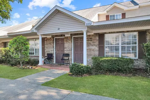 2738 W Tharpe St #2204, Tallahassee, FL 32303