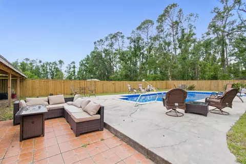 Exterior - 319 Glenridge Rd, Perry, FL 32348 photo 3 of 5