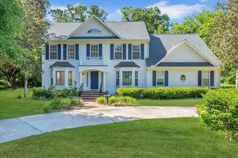 3712 Carrington Pl, Tallahassee, FL 32303