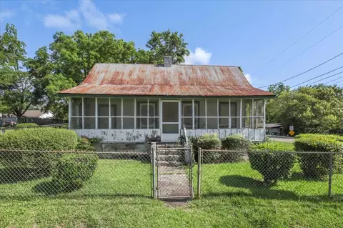 143 Washington Ave, Havana, FL 32333