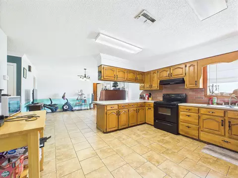 Kitchen - 3696 Joel Aman Rd, Perry, FL 32347 photo 2 of 2