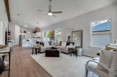187 Broken Bow Trl, Crawfordville, FL 32327