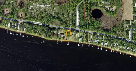 X Surf Road, Panacea, FL 32346
