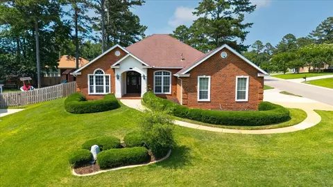 4664 Fledgling Dr, Tallahassee, FL 32311