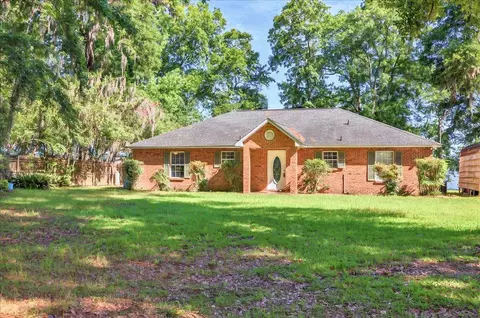 22530 Frances, Tallahassee, FL 32310