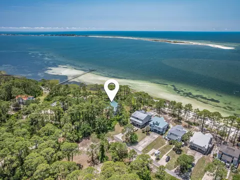 4522 St Teresa Lndg, Panacea, FL 32346
