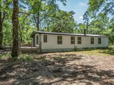 326 Lost Creek Ln, Crawfordville, FL 32327