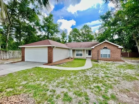 8 Butterfly Ct, Crawfordville, FL 32327
