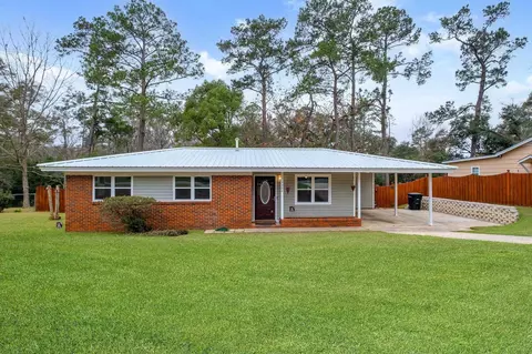 3222 Beacon St, Tallahassee, FL 32305