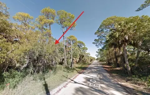 681 E Pine Ave, East Point, FL 32328 photo 1