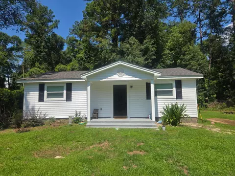 1325 Twin Peak Ln, Tallahassee, FL 32317