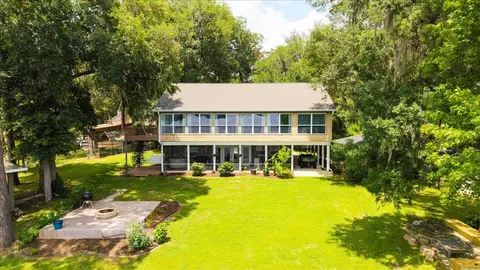 288 Lois Ln, Quincy, FL 32351