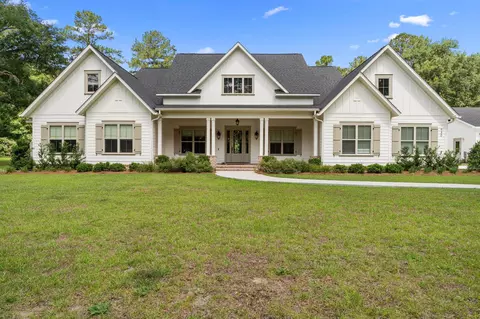 930 Old Farm Rd, Tallahassee, FL 32317