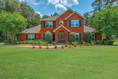 2814 Royal Isle Dr, Tallahassee, FL 32312