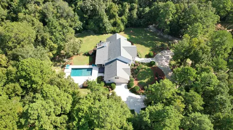 2562 Millstone Plantation Rd, Tallahassee, FL 32312