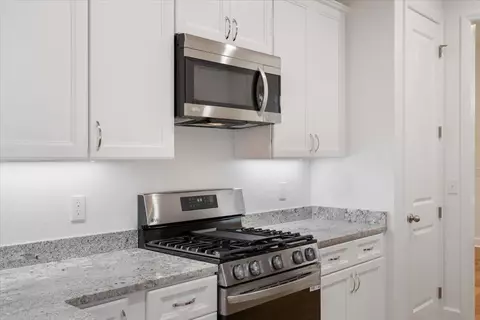 Kitchen - 5752 Bascom Ln, Tallahassee, FL 32309 photo 4 of 4