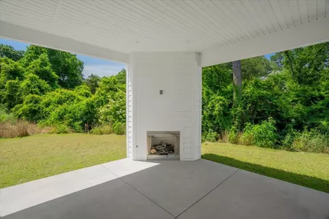 Exterior - 5752 Bascom Ln, Tallahassee, FL 32309 photo 3 of 6