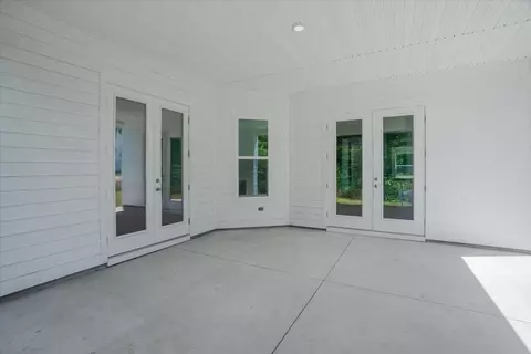 Exterior - 5752 Bascom Ln, Tallahassee, FL 32309 photo 4 of 6