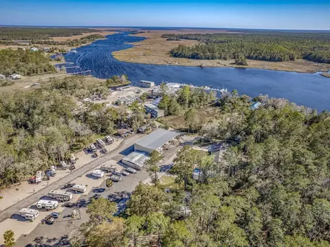 124 Shell Island Rd, Saint Marks, FL 32355