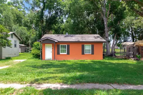 1502 Pepper Dr, Tallahassee, FL 32304