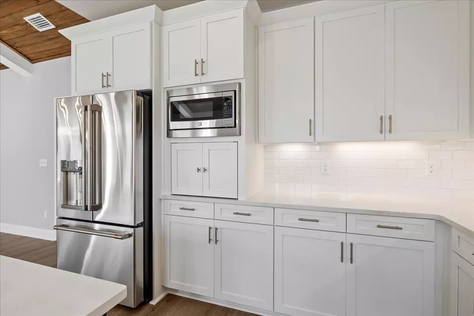Kitchen - 4149 Rampart Rd, Tallahassee, FL 32317 photo 5 of 8