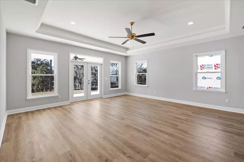 Living - 4149 Rampart Rd, Tallahassee, FL 32317 photo 5 of 5