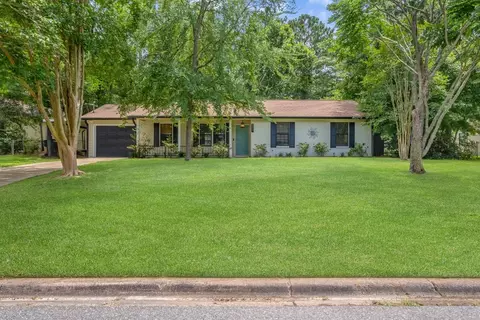 827 Alliegood Ave, Tallahassee, FL 32303