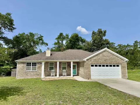 132 Juniper Dr, Crawfordville, FL 32327