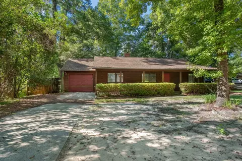 2344 Tuscavilla Rd, Tallahassee, FL 32312
