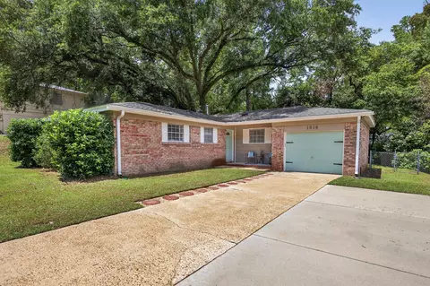 1816 Aaron Rd, Tallahassee, FL 32303