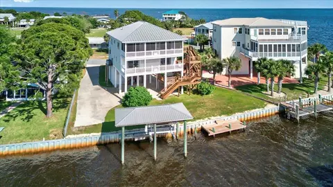 62 Blue Heron Way, Panacea, FL 32346