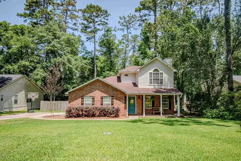 1682 Copperfield Cir, Tallahassee, FL 32312
