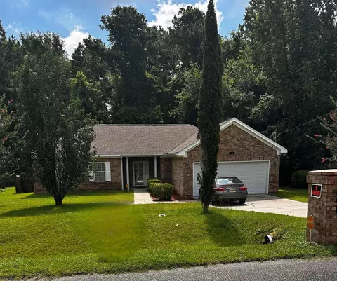 95 Ponderosa Cir, Midway, FL 32343
