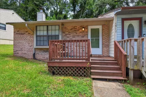 1515 Merry Oaks Ct, Tallahassee, FL 32303