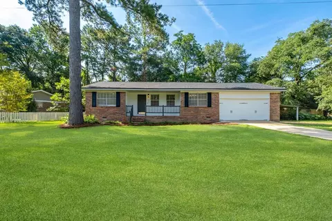 1825 Sherwood Dr, Tallahassee, FL 32303