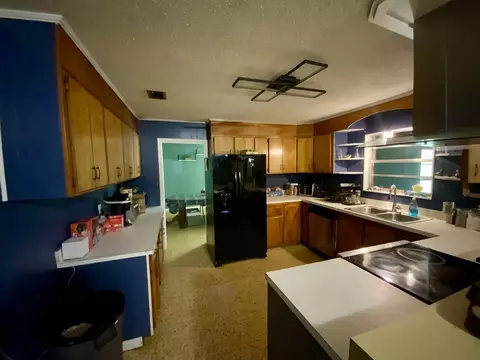 Kitchen - 5581 S Sr 53, Madison, FL 32340 photo 1 of 1