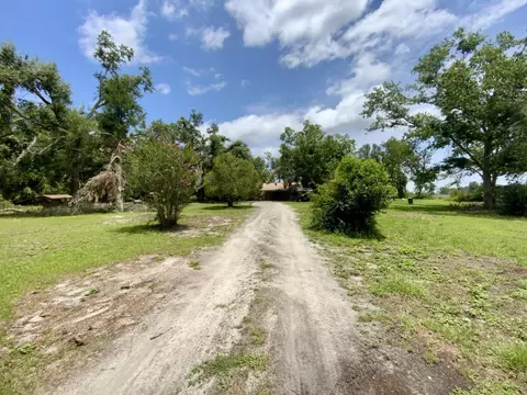 Exterior - 5581 S Sr 53, Madison, FL 32340 photo 4 of 9