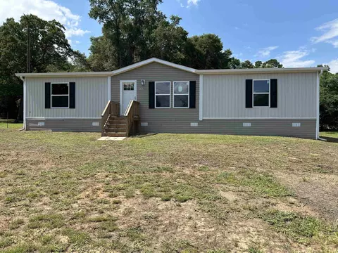 526 Charlie Harris Loop, Quincy, FL 32352