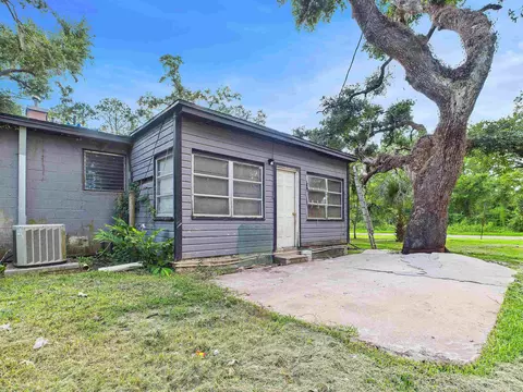 710 W Julia St, Perry, FL 32347 photo 7