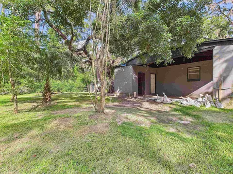 710 W Julia St, Perry, FL 32347 photo 3