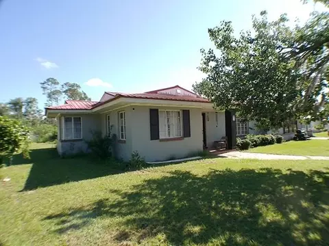155 SE Madison St, Madison, FL 32340