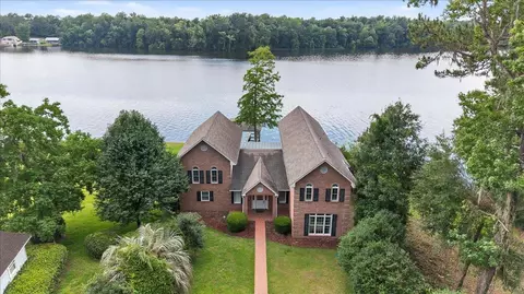 470 Tharpe Cir, Quincy, FL 32351