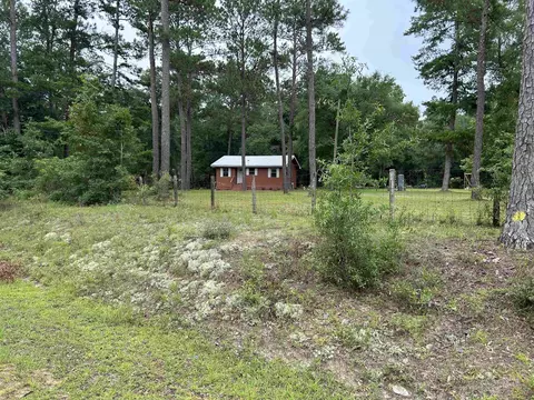694 N Forest Circle Dr, Havana, FL 32333