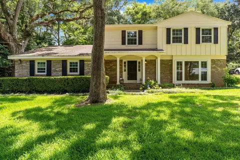 2512 Chamberlin Dr, Tallahassee, FL 32308
