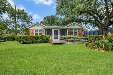 1906 Hollywood Dr, Tallahassee, FL 32303
