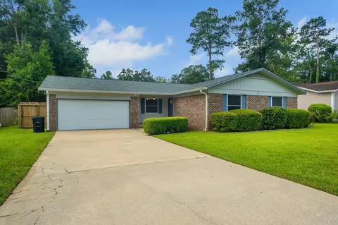 1561 Goodwood Dr, Tallahassee, FL 32308