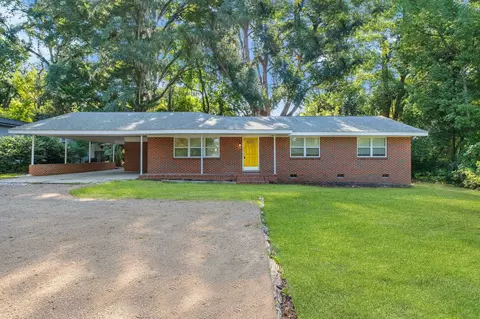 123 Columbia Dr, Tallahassee, FL 32304