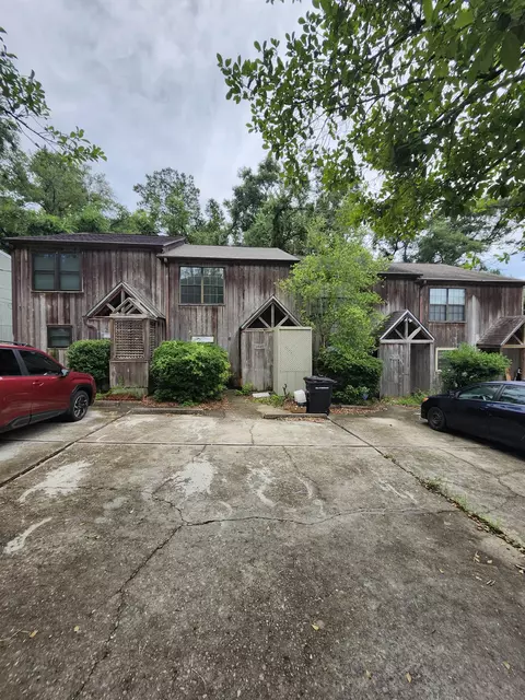 1861 Larette Dr #B, Tallahassee, FL 32301